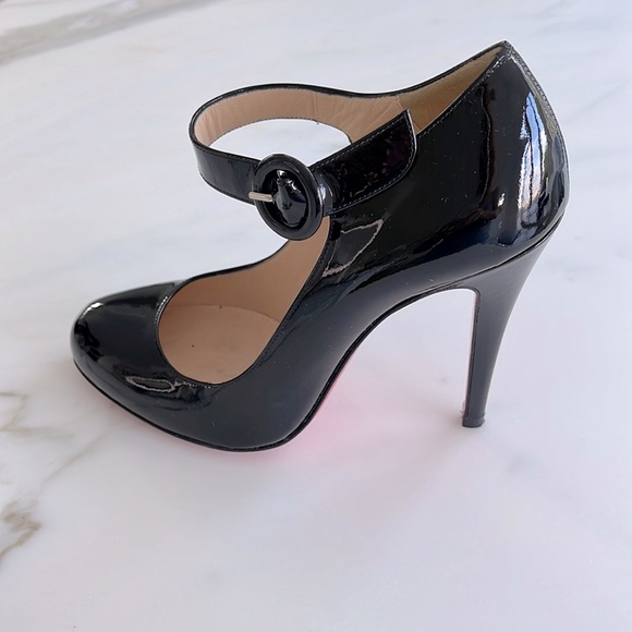 Christian Louboutin Mary Jane Patent Leather Pump S:6 - Picture 11 of 12